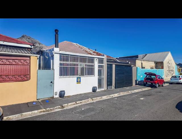 2 BEDROOM HOUSE FOR SALE IN SALT RIVER